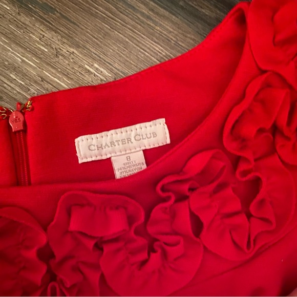 Festive little red dress - sleeveless, ruffle round neck collar -  8 /flattering - Picture 3 of 3
